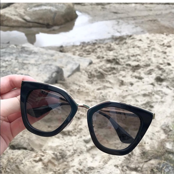 Black Prada sunglasses - Picture 1 of 6